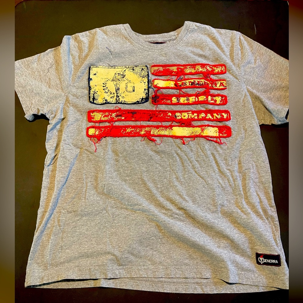 Generra Branded Distressed Logo T-Shirt